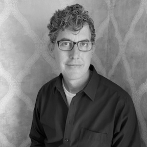 Headshot of advisory board member Daniel Simon